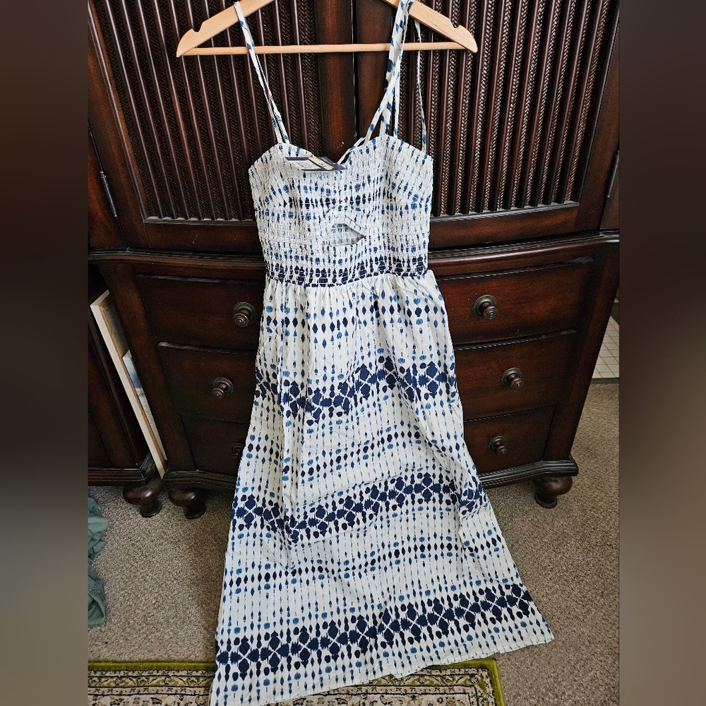 Universal Thread Smocked Cut Out Dress Size s Nwt